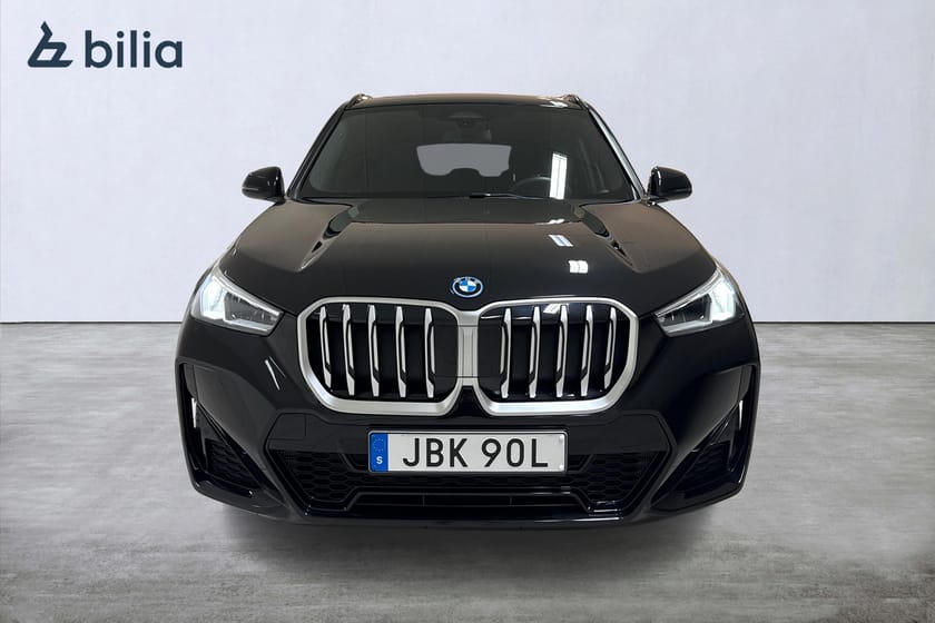 Bild 5 av BMW X1 xDrive30e / M Sport / Backkamera / Drag / Rattvärme