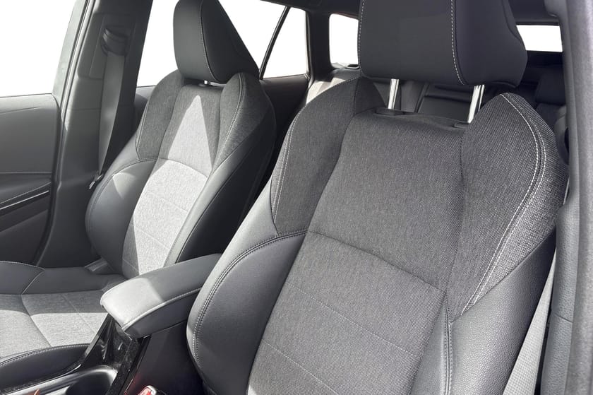 Bilde 4 av Toyota Corolla Touring Sports Hybrid Active Tech I Lav km I Kompl. service I