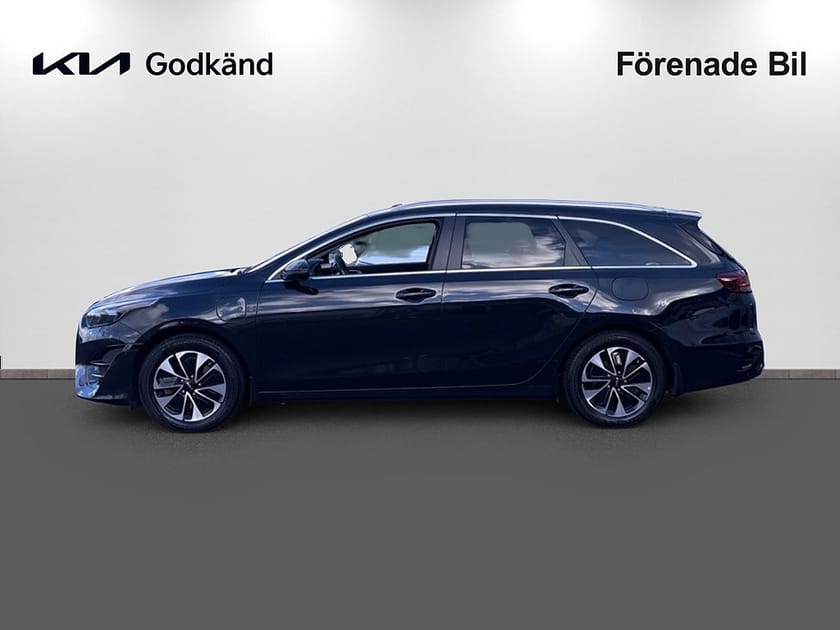 Bild 4 av Kia Ceed Sportswagon Plug-in Hybrid SW ADVANCE | DRAGKROK & VINTERHJUL