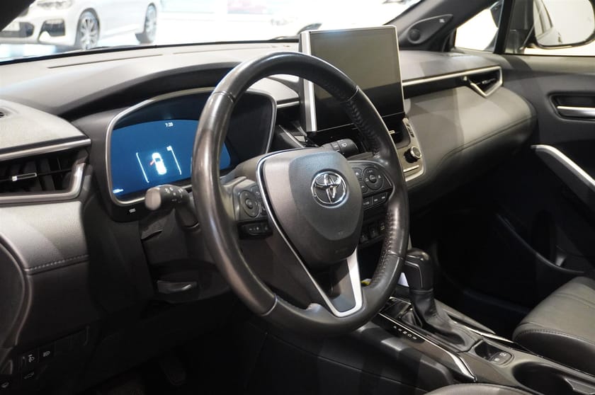 Bild 2 av Toyota Corolla Cross Hybrid AWD-i