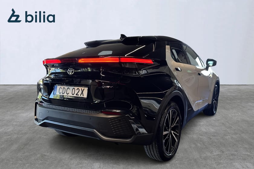 Bild 4 av Toyota C-HR Hybrid AWD-i Executive Premiere Edition/AWD/Pano/V-Hjul/JBL