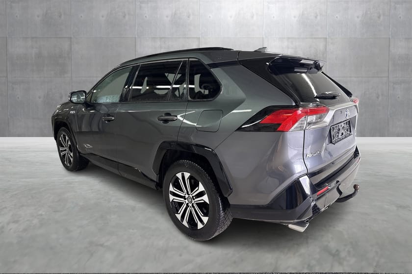 Bilde 2 av Toyota RAV4 Plug-in Hybrid Active I Tilhengerfeste I Kompl. service
