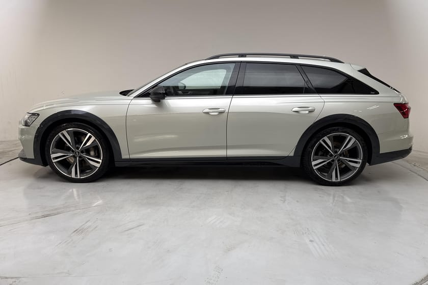 Bild 2 av Audi A6 allroad quattro 55 TFSI (340hk) Proline Cockpit