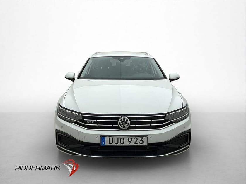 Bild 2 av Volkswagen Passat Sportscombi GTE Executive Drag Backkamera CarPlay