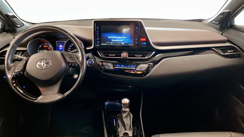 Bild 4 av Toyota C-HR Hybrid EXECUTIVE CVT 122HK KAMERA