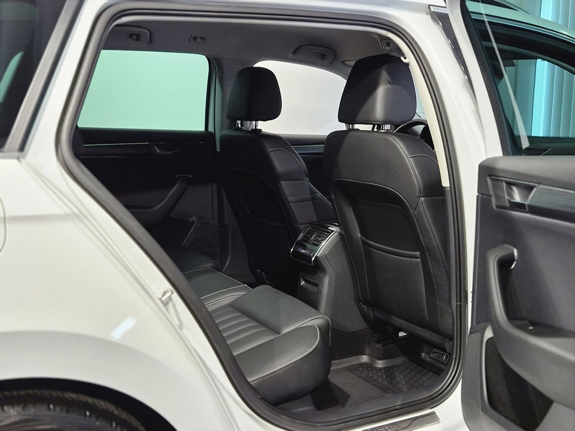 Škoda Škoda Superb iV Kombi — bild 19