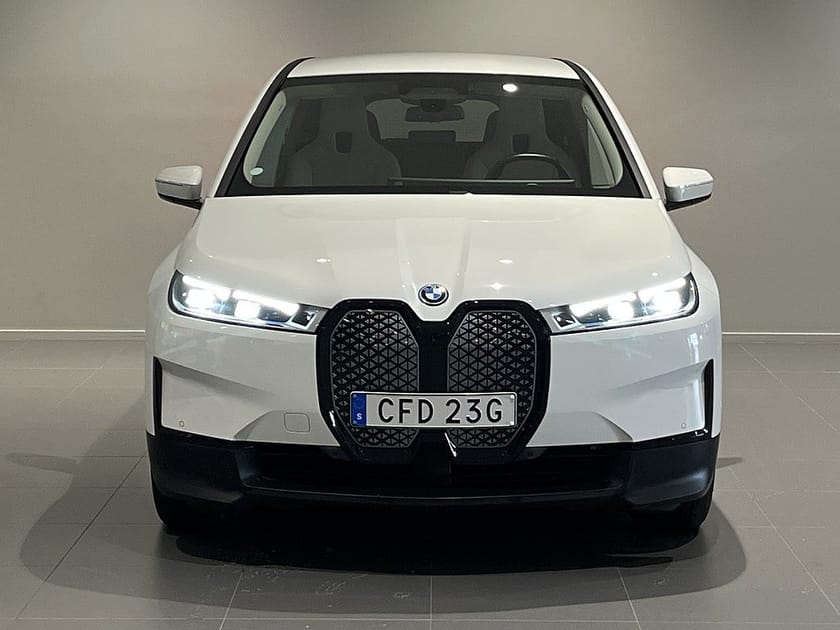 Bild 2 av BMW iX xDrive50 Drag Head-Up AdptFarth Harman Kardon Laserljus