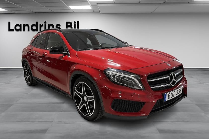 Bild 3 av Mercedes-Benz GLA 220 d 4MATIC AMG Line Värmare Harman Panorama