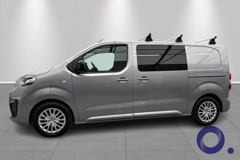 Bilde 3 av Peugeot e-Expert Mester L2 75 kWh, Innredning ,Hengerf, Godt utstyrt!