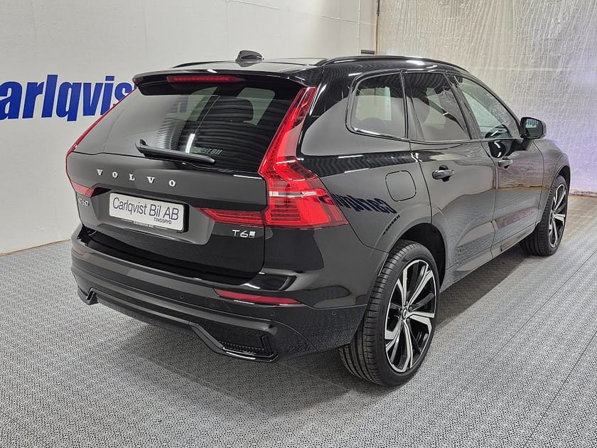 Bild 4 av Volvo XC60 T6 Recharge Plus Dark plug in AWD 350HK 4x4 Panorama Lä