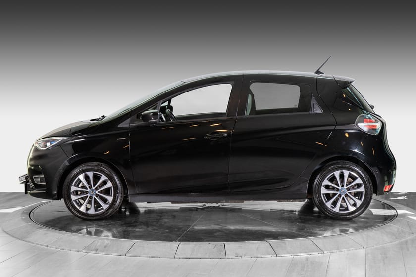 Bilde 4 av Renault ZOE R135 Skinn/Bose/Ryggekamera/R135 (136HK) 378 km wltp