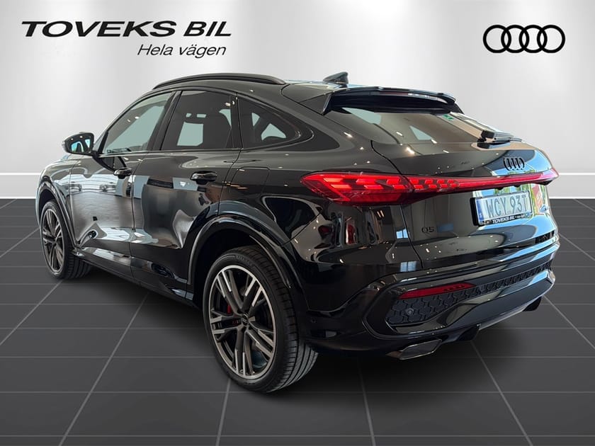Bild 5 av Audi Q5 Sportback e-hybrid quattro 367 HK Tech Plus Head Up