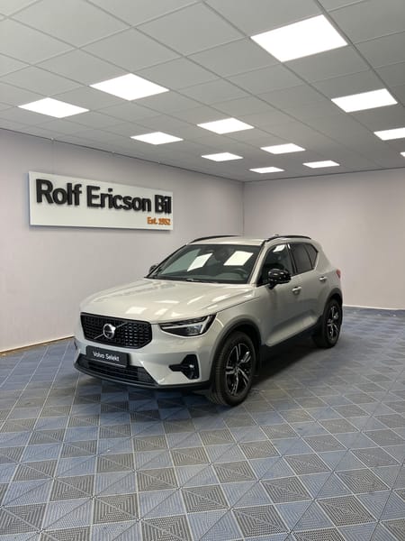 Volvo XC40 B3 FWD Bensin Plus Dark