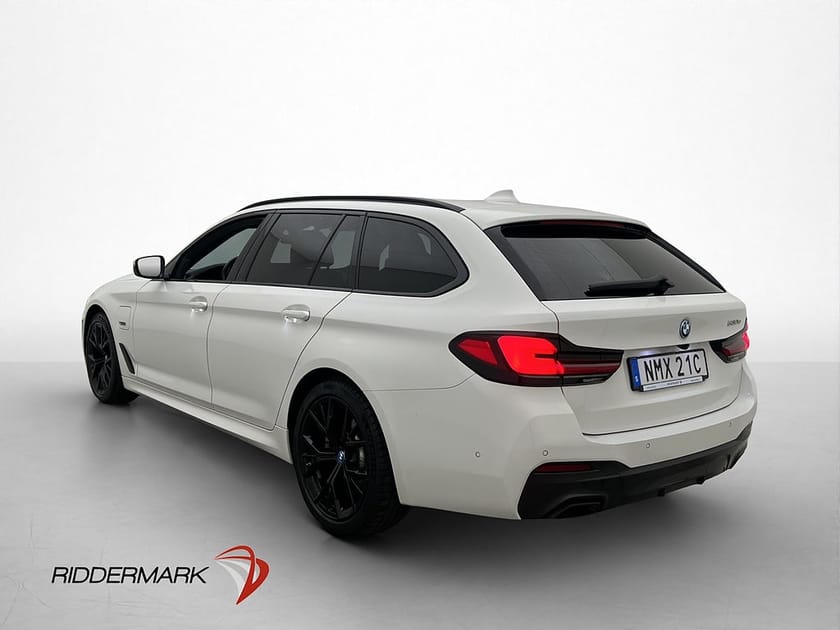 Bild 5 av BMW 530e Touring 292hk M Sport HuD Drag 360°-K Navi Läder