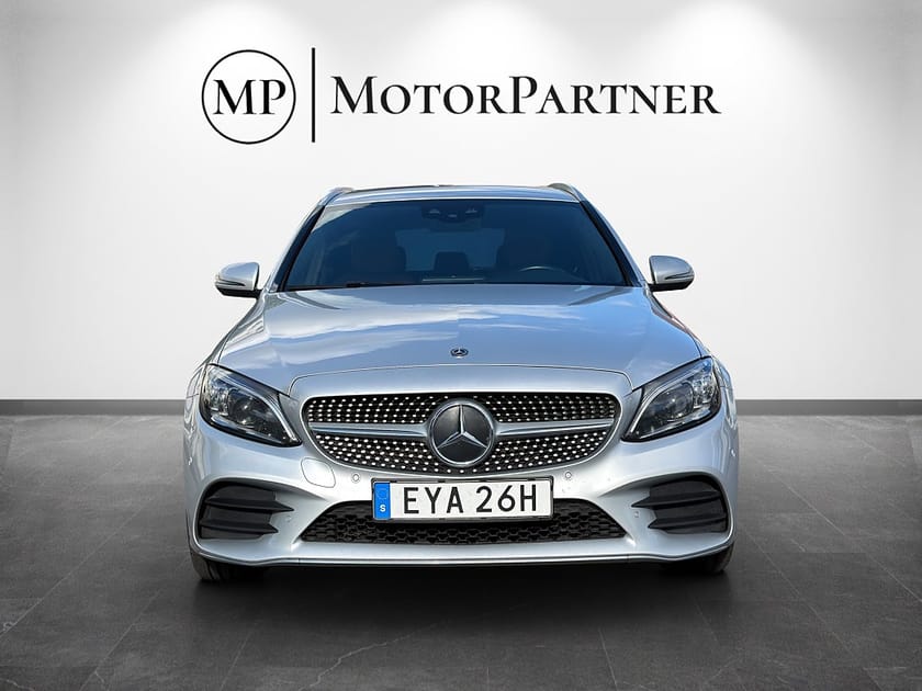 Bild 2 av Mercedes-Benz C 300 T de 9G-Tronic AMG Cockpit Drag Värmare Kamera
