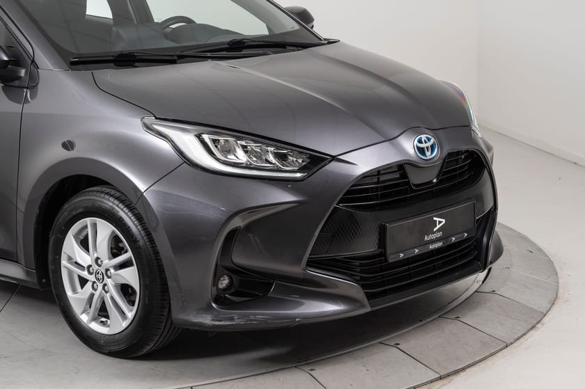 Bilde 3 av Toyota Yaris Hybrid 1,5 Active Tech ACC/Kamera/DAB/BT