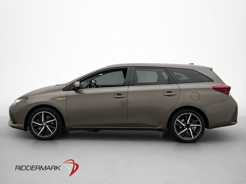 Bild 4 av Toyota Auris Touring Sports Hybrid TS 136hk Touch & Go Edition Kamera Navi