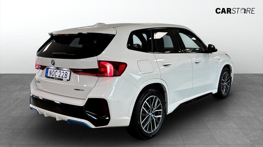 Bild 2 av BMW iX1 xDrive30 M-SPORT NAVI KAMERA 306HK