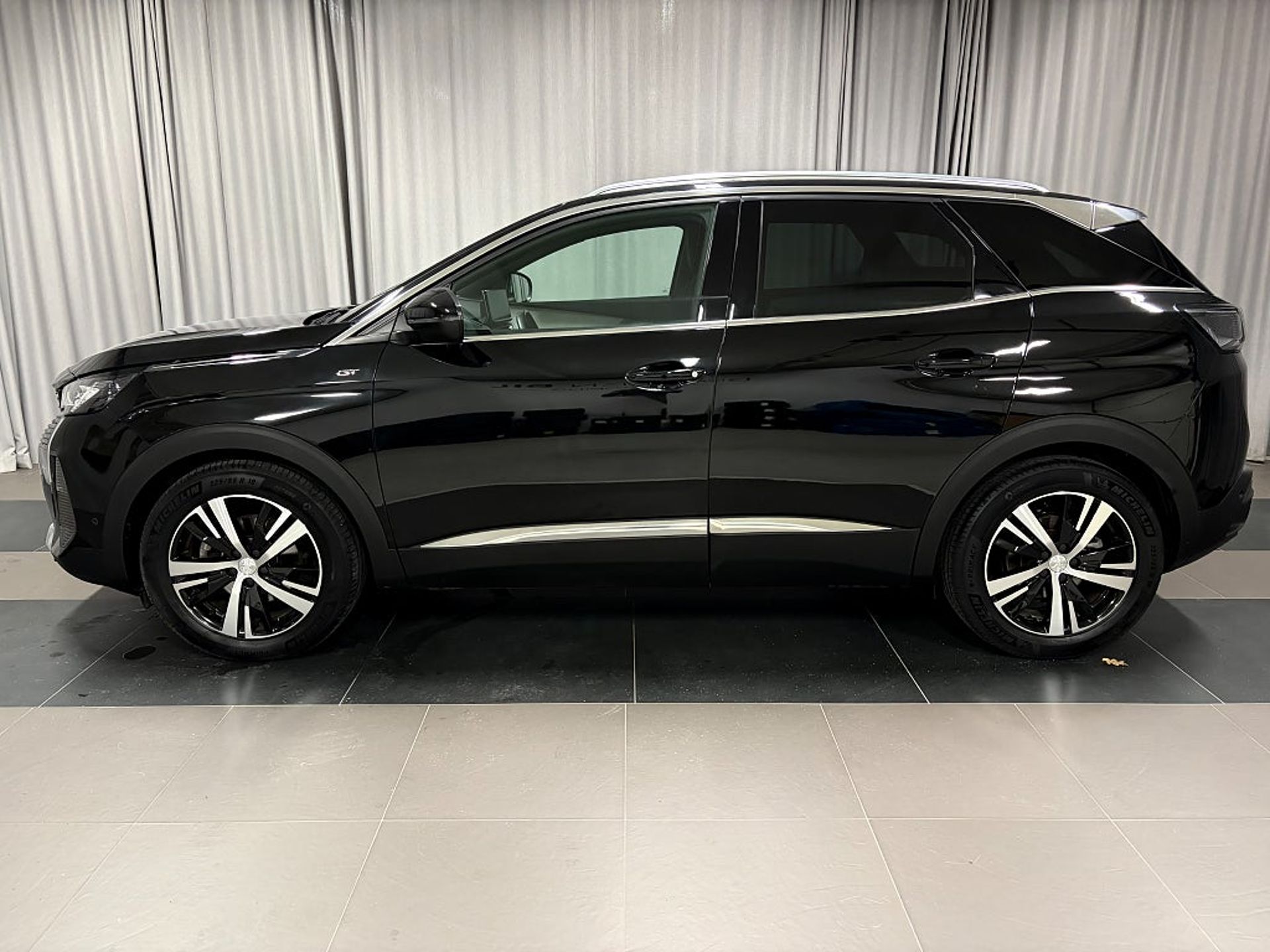 Peugeot 3008 1.2 PureTech 130 GT 2023, bild 2/10