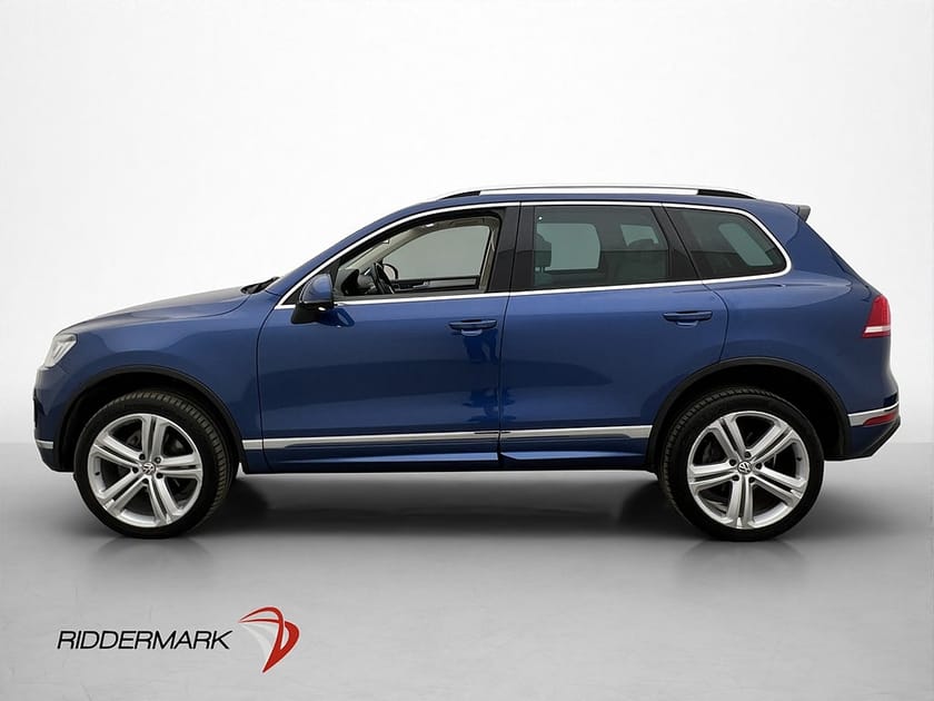 Bild 4 av Volkswagen Touareg 3.0 V6 TDI R-line Pano Dynaudio Luft Drag