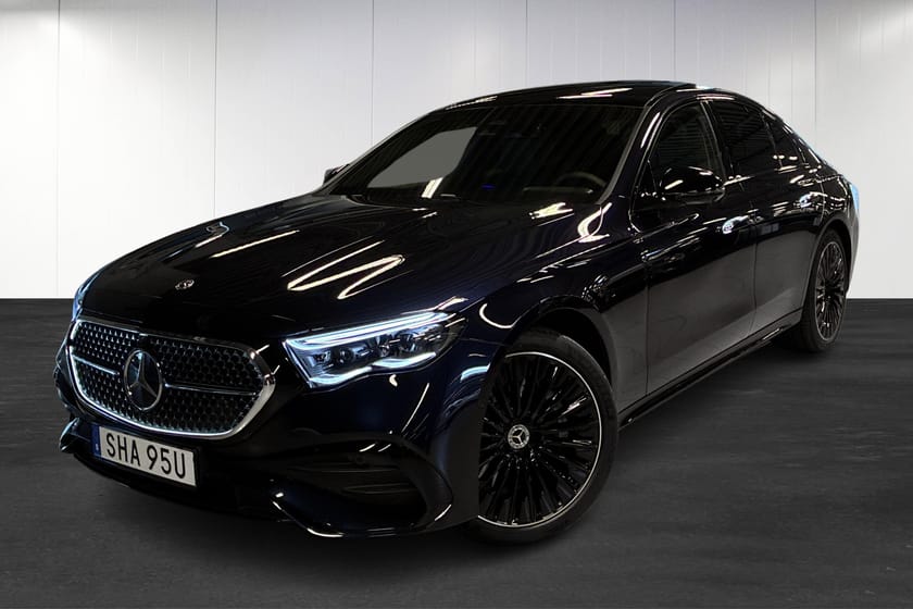 Bild 1 av Mercedes-Benz E 300 e SEDAN | AMG | Advanced Edition | Pano | 360 | Nightpaket |