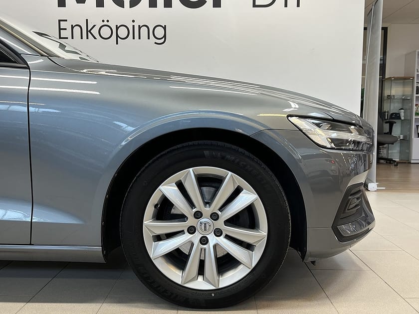 Bild 5 av Volvo V60 Momentum T4 190hk Drag VOC Värmare