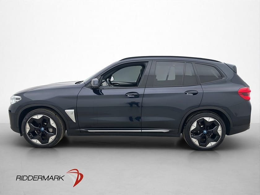 Bild 5 av BMW iX3 286hk Pano 360° H/K Skinn HuD Drag CarPlay