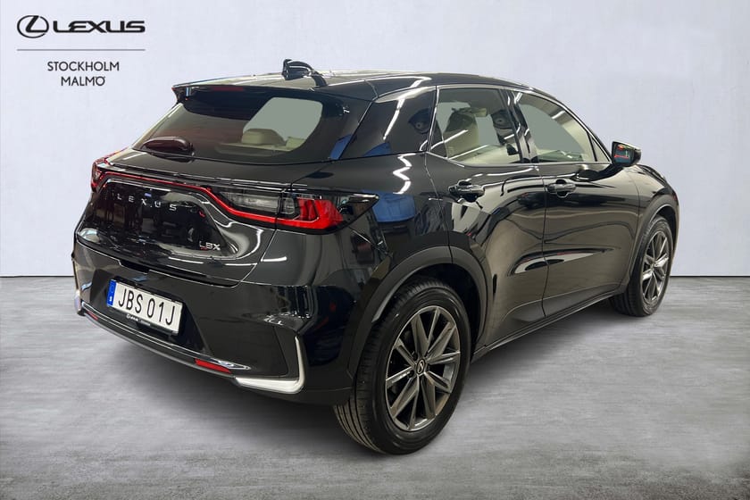 Bild 5 av Lexus LBX Elegant Tech 136hk P-värm Navi Keyless B-kamera