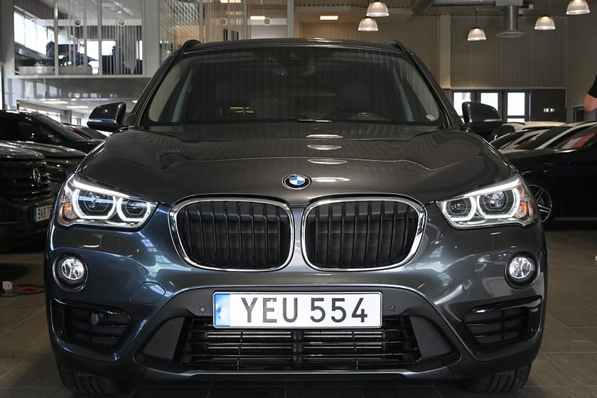 Bild 5 av BMW X1 xDrive20d Aut Sport line Pano H/K Drag HUD