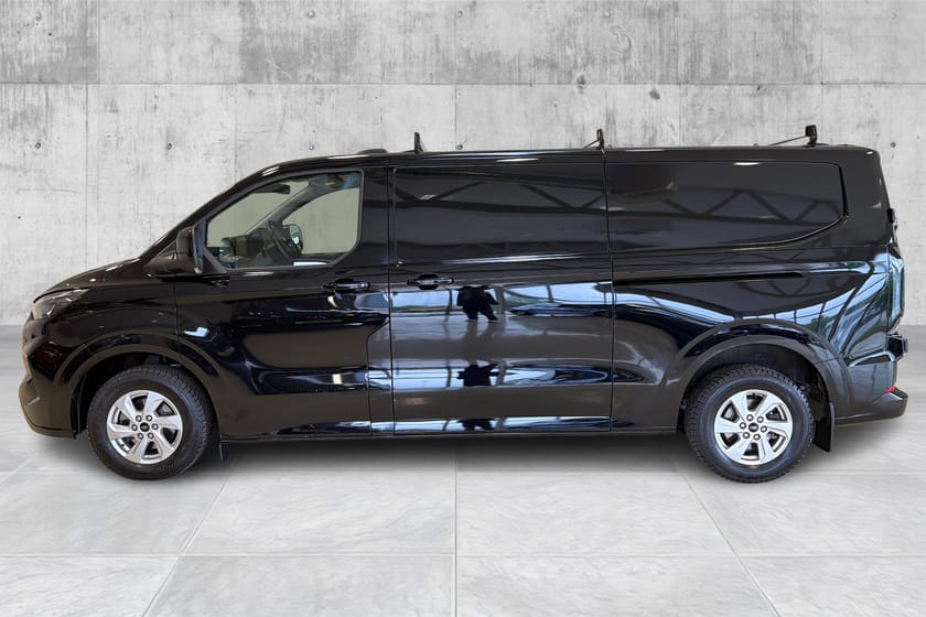 Bilde 2 av Ford Transit Custom 320 2.0TD 170HK LTD AUTO AWD L2 /KROK/VARMER/ACC ++