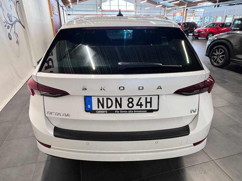 Bild 4 av Škoda Octavia Kombi iV Skoda PHEV 204hk, Style, Drag, Värmare, V-hjul, Elbaklucka