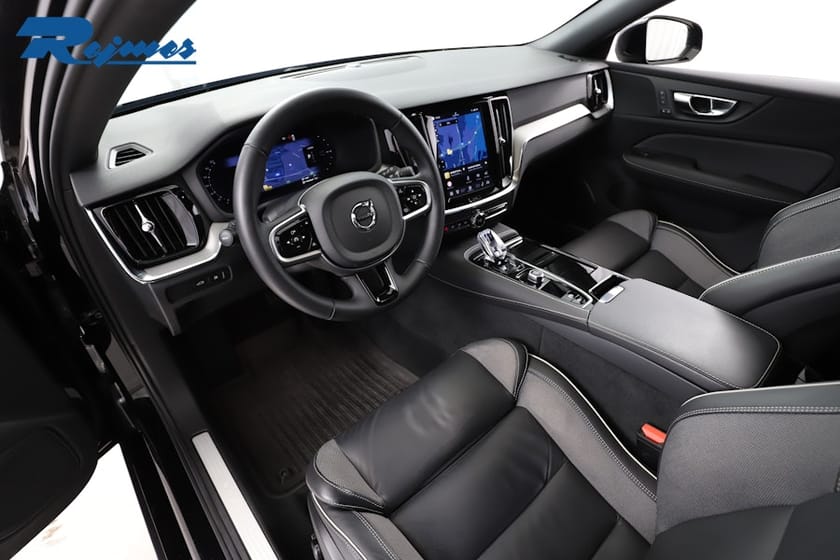 Bild 5 av Volvo V60 T6 Plus Dark Nordic Edition