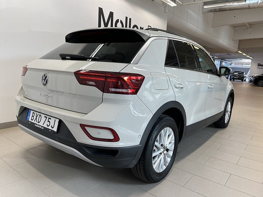 Bild 5 av Volkswagen T-Roc 1.5 TSI 150hk Drag I P-värmare I Kamera