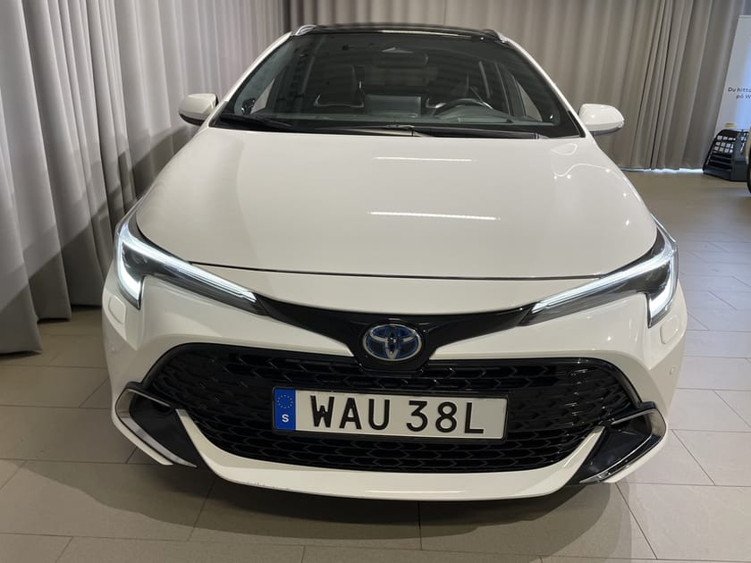Bild 2 av Toyota Corolla Touring Sports Hybrid Executive e-CVT, 196hk
