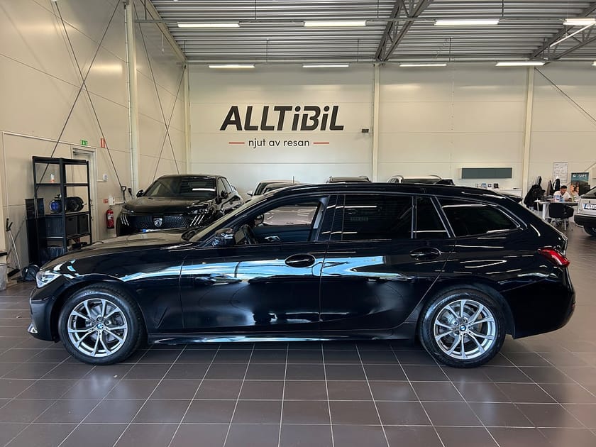 Bild 4 av BMW 320d xDrive Touring Steptronic Sport line Drag/Värmare