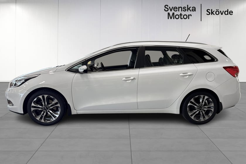 Bild 2 av Kia cee'd_sw SW 1.6 CRDi 128hk GT-Line | Panorama | Drag | ACC | Backkamera | V-hjul
