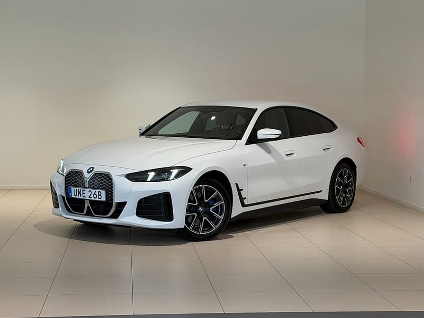 Bild 1 av BMW i4 eDrive40 Gran Coupé eDrive 40, M-Sport, Drag, Adpt Fart, 360 kamera, Navi