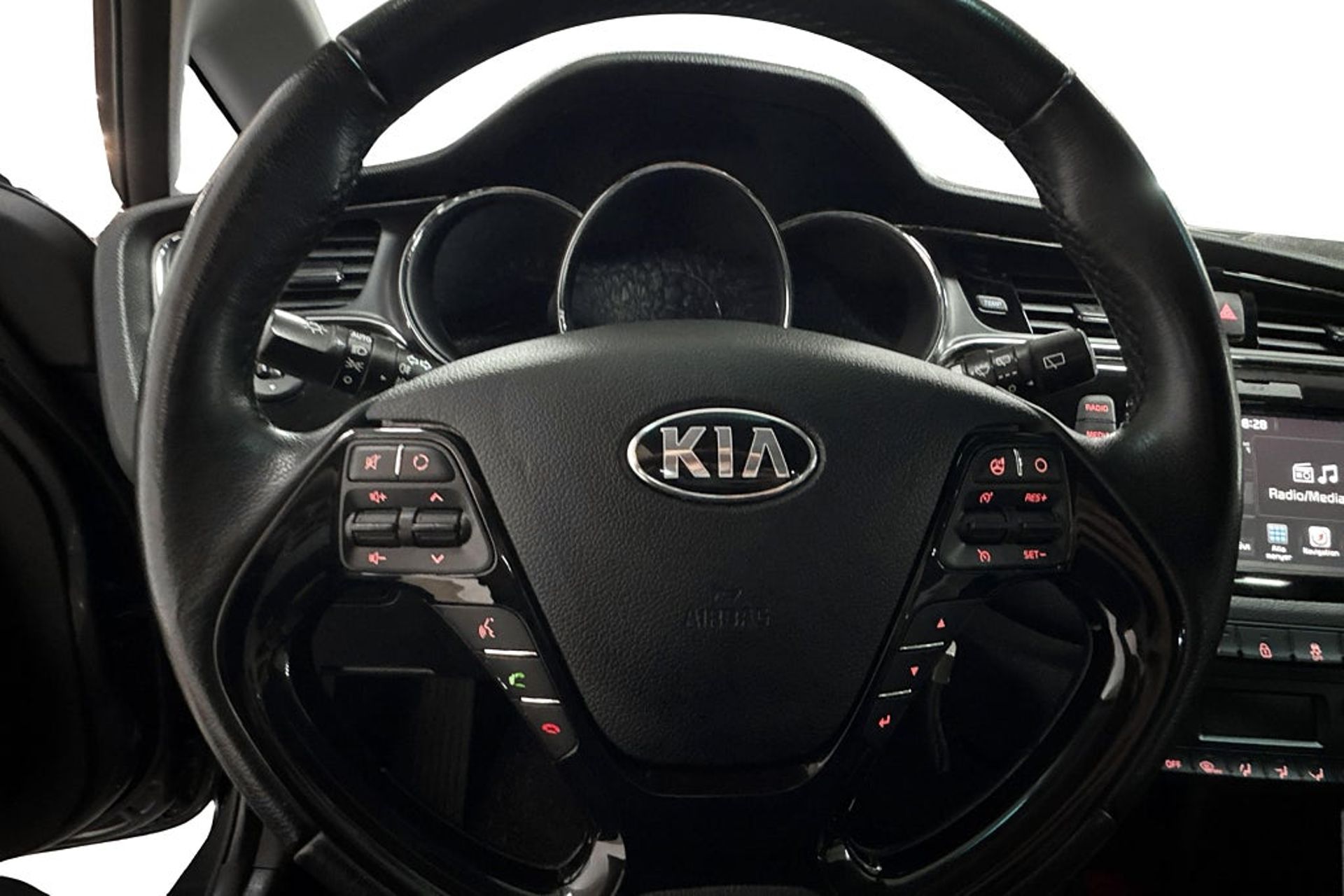 Kia Ceed 2018, kuva 6/10