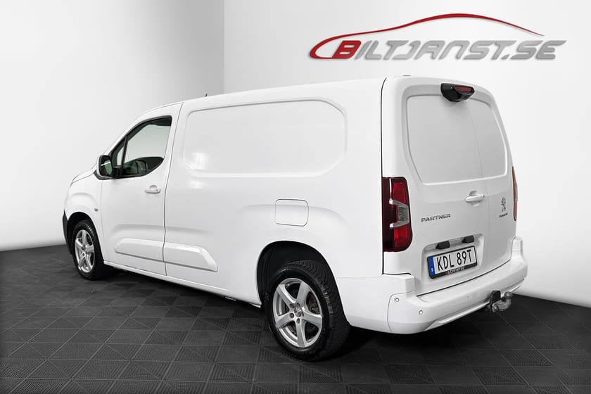 Bild 3 av Peugeot Partner Utökad Last PRO+ L2 130HK | NORDIC PACK | NY KAMREM