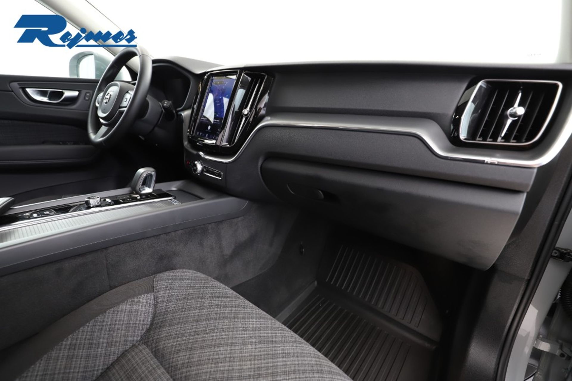 Volvo XC60 T6 Core Nordic Edition 2025, bild 5/10