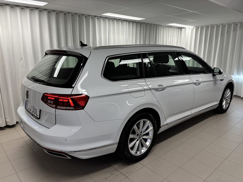 Bild 4 av Volkswagen Passat Sportscombi GTE TSI 218 HK DSG Drag/Värmare