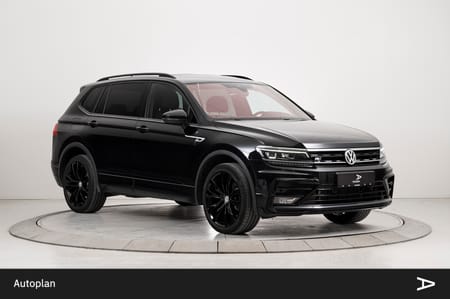 Volkswagen Tiguan Allspace 5-seater Excl. R-Line Black | ACC/DCC/Krok/Webasto/HUD/Dynaudio