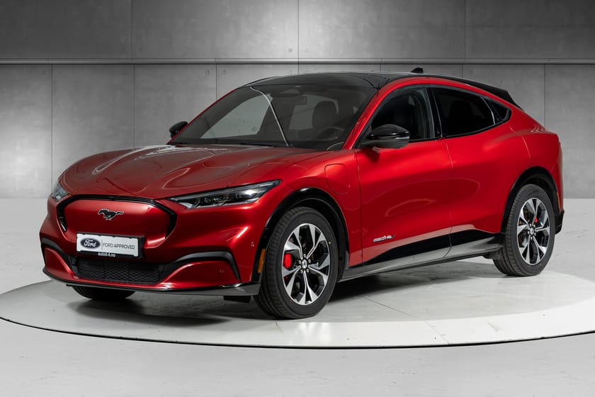Bilde 1 av Ford Mustang Mach-E Long Range AWD 371hk SUV LR | B&O | Panorama | Matrix ++