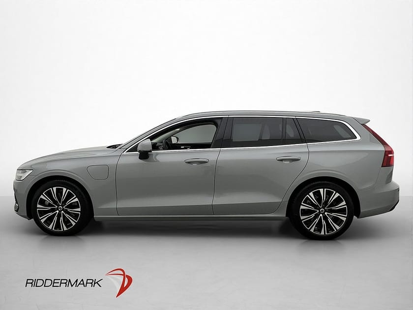 Bild 4 av Volvo V60 T6 350hk AWD Core Värmare MOMS Kamera Adaptiv Drag