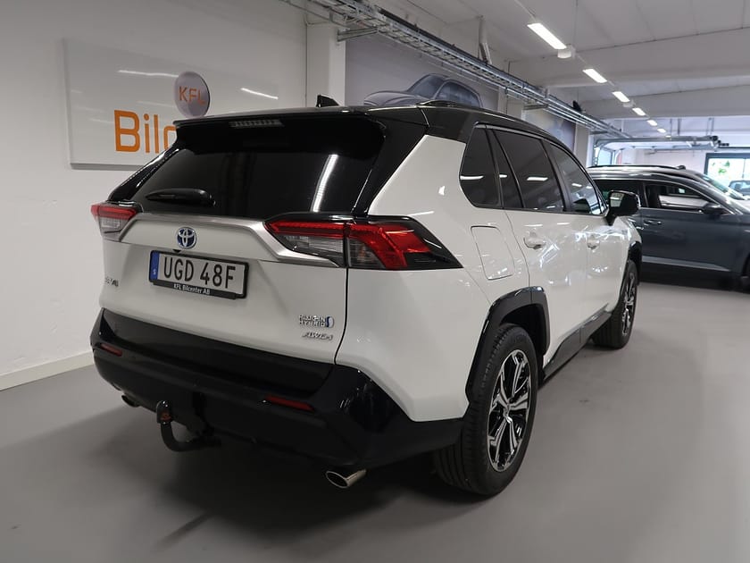 Bild 5 av Toyota RAV4 Laddhybrid Plug-in Hybrid Style Premium V-Däck ingår 360°-HUD-Drag