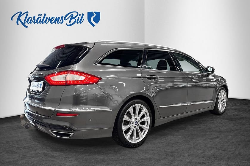 Bild 5 av Ford Mondeo Kombi 2.0 TDCi AWD Vignale (180hk) Pano Massage Drag