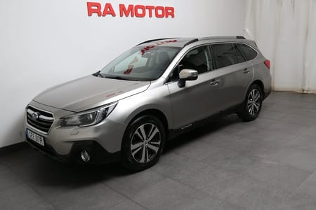Subaru Outback 2,5i 175hk Summit AWD Taklucka H/K Skinn Drag