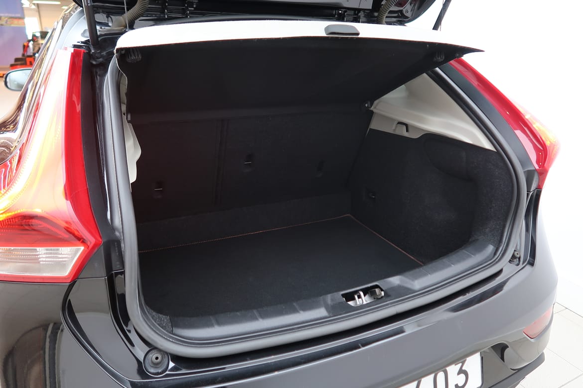Volvo V40 2016 - miniatyr 11