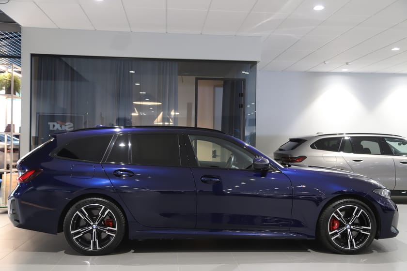 Bild 4 av BMW 330e xDrive Touring M Sport / HUD / Elstol / HK / Drag