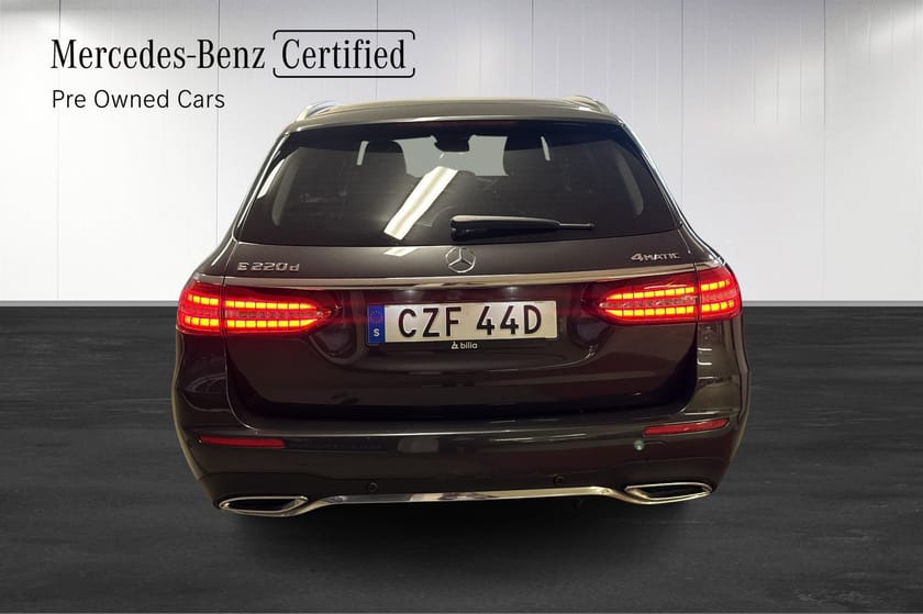 Bild 4 av Mercedes-Benz E 220 T d 4MATIC AMG/Drag/MOMS